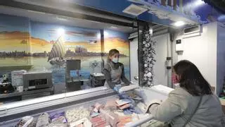 La pandemia retrasa las compras navideñas en los mercados de Palma