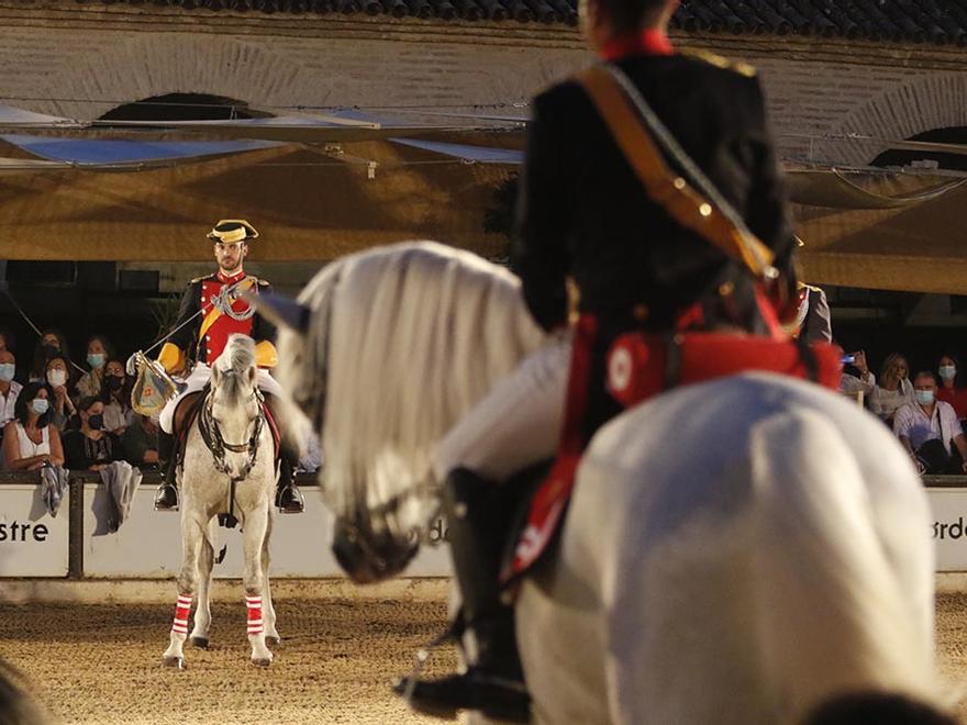 Exhibición de la Banda de Clarines de la Guardia Civil en Caballerizas Reales