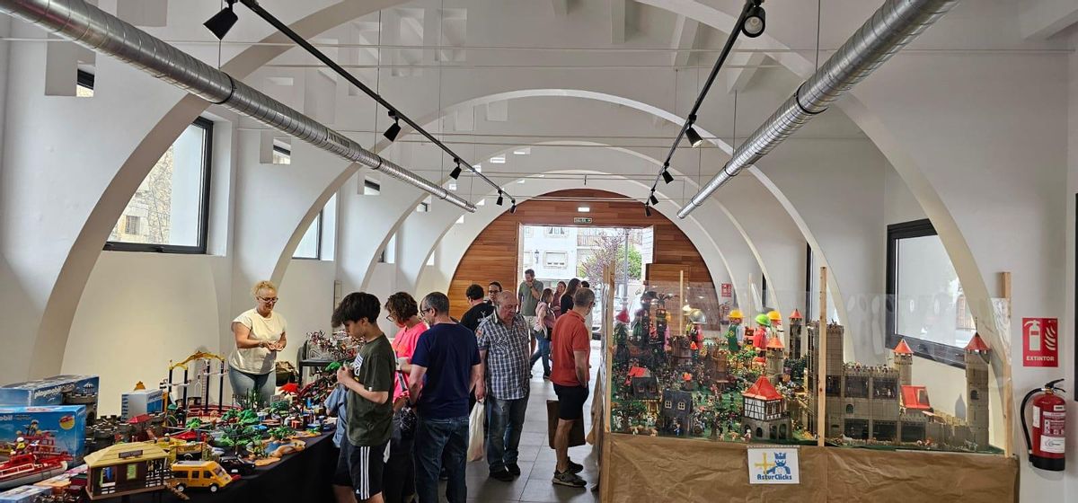 Mercadillo del Click en Colunga.