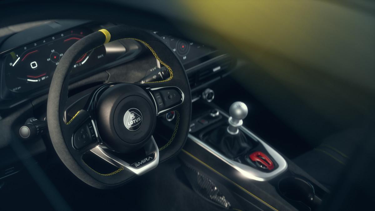 Interior del Lotus Emira