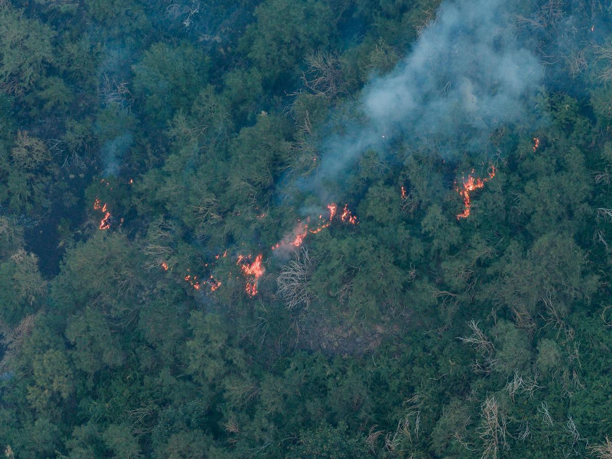 El espectáculo natural de la erupción del Etna atrae a los visitantes El espectáculo natural de la erupción del Etna atrae a los visitantes