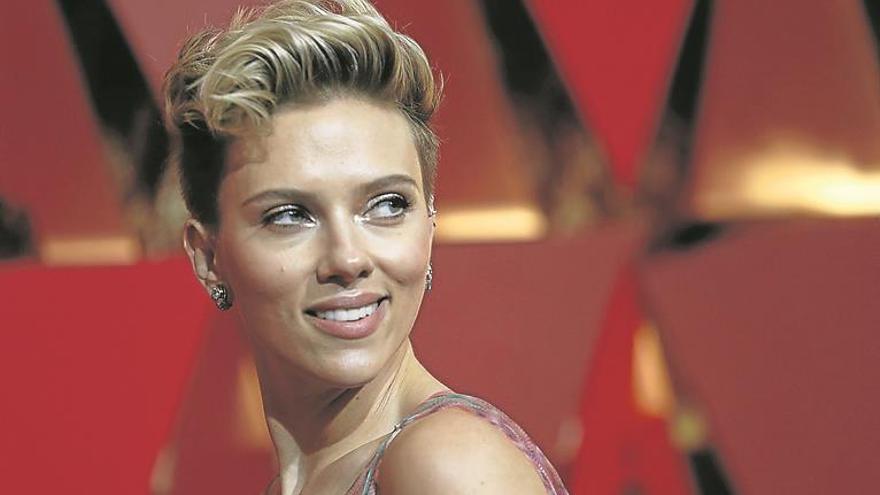 Johansson renuncia a encarnar a un transexual