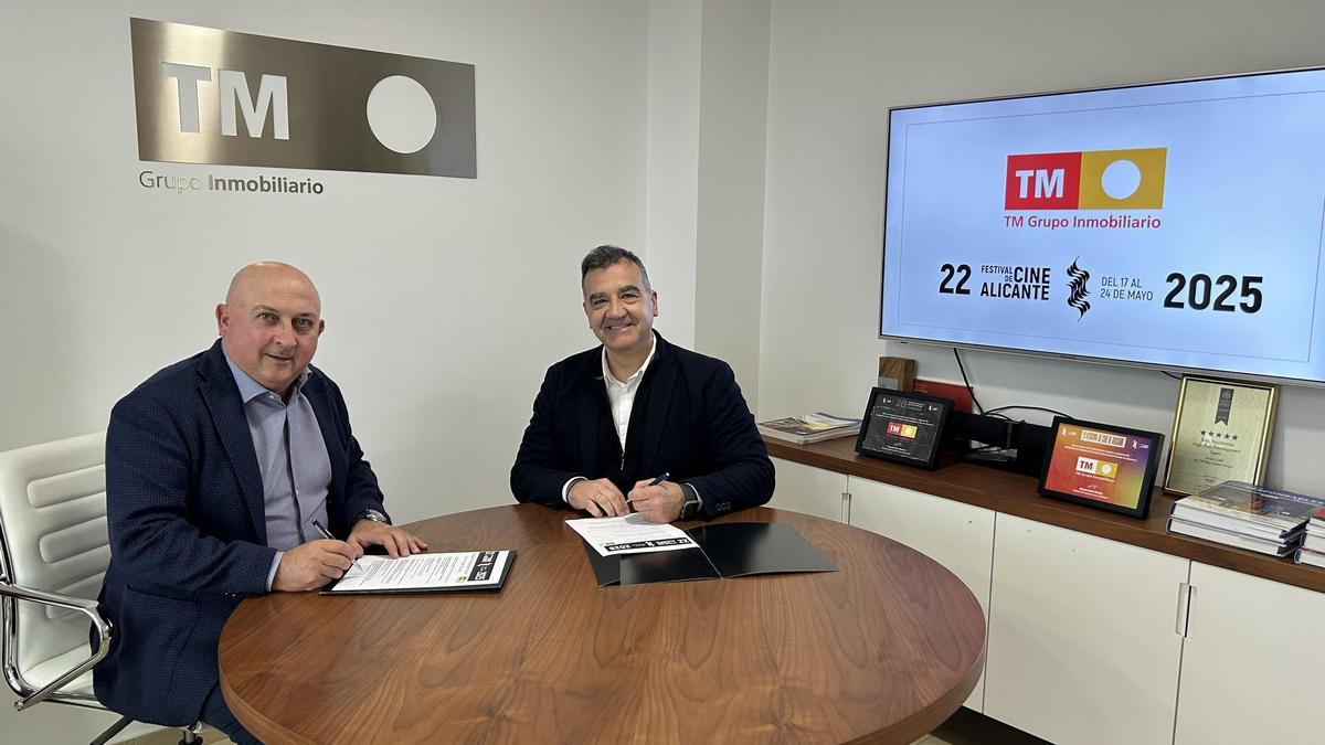 La renovación del acuerdo de patrocinio refleja el compromiso de la compañía alicantina por el certamen, la cultura cinematográfica y la proyección nacional e internacional de la ciudad.