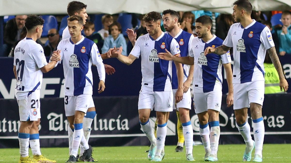 Los jugadores del RCD Espanyol celebran su tercer gol ante el Rincón