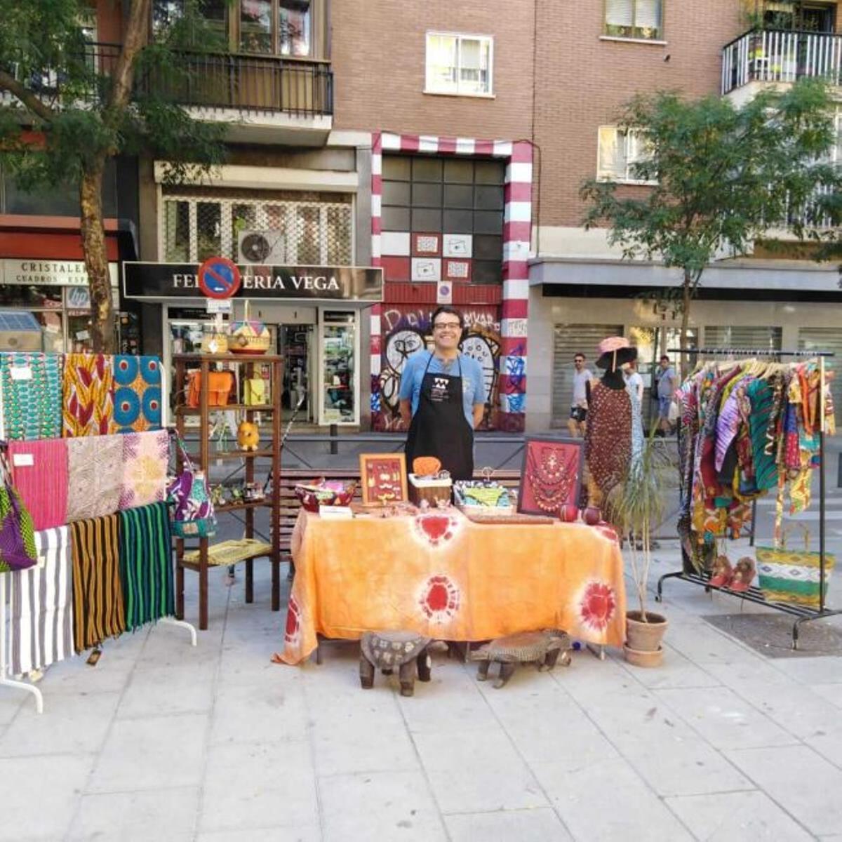 Foto del mercadillo de Lavapiés.
