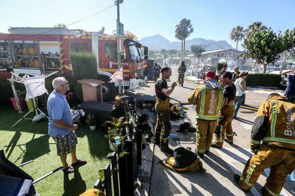 Desalojado un camping de Benidorm por un incendio