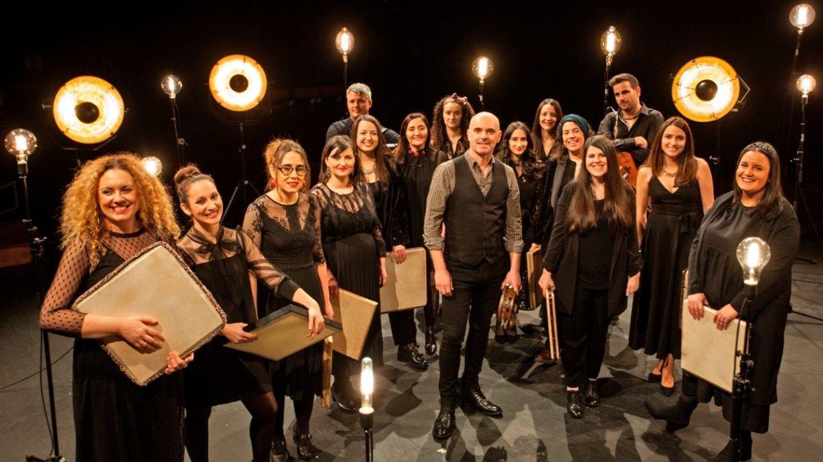 Xabier Díaz &amp; Adufeiras de Salitre vuelven a Santiago.