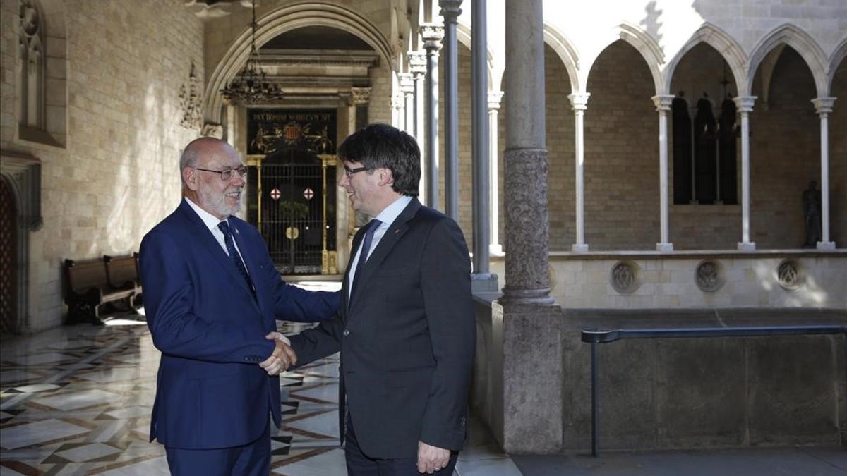 Carles Puigdemont y José Manuel Maza