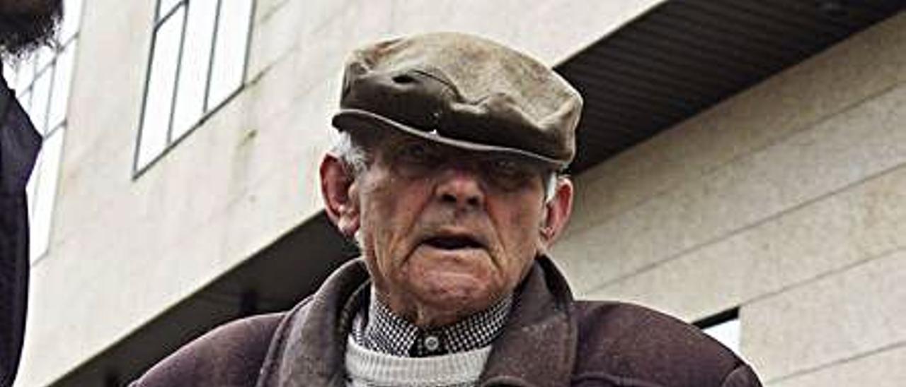 José Antonio V.V. | // A. VILLAR