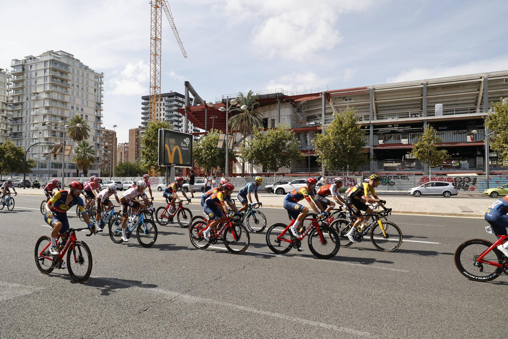 Las mejores imágenes de la etapa de La Vuelta por la provincia de Valencia