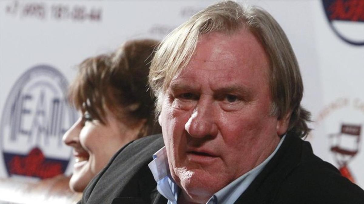 Depardieu visita las bodegas de Oporto