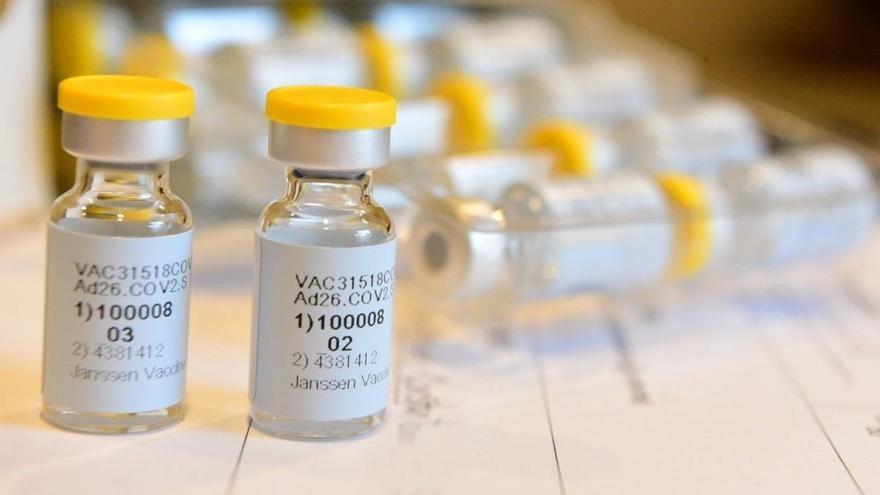 Llegan a España las primeras dosis de la vacuna de Janssen