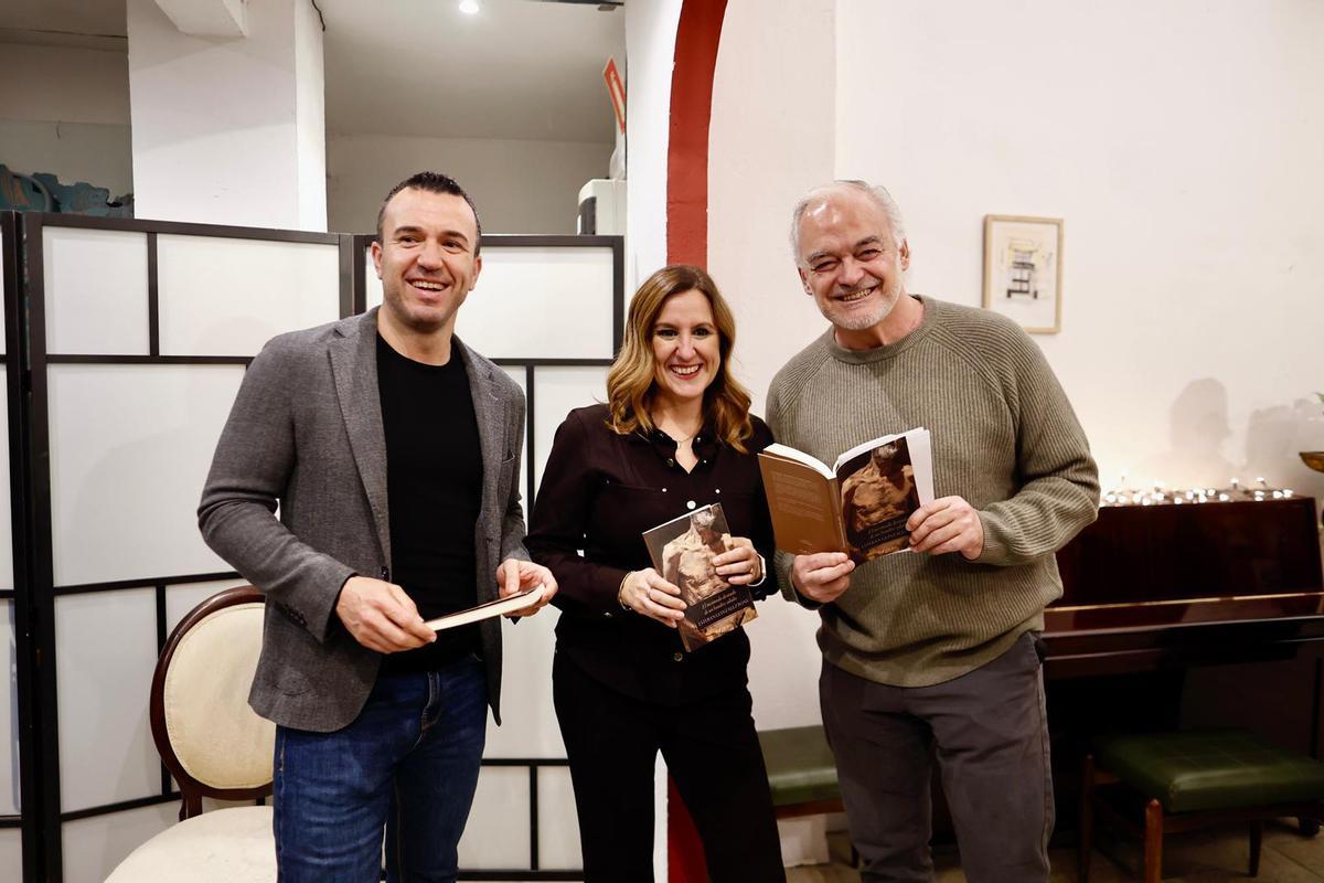 Mompó, Catalá y Esteban González Pons, durante un acto reciente.