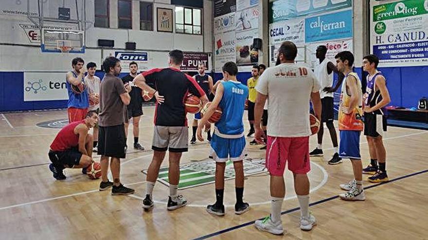 Primeres sessions de treball per al Club Bàsquet Esparreguera