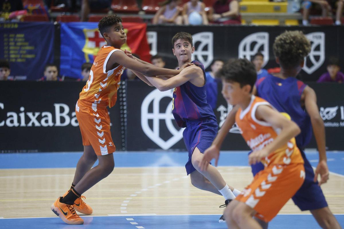 La final del Campeonato de España mini de baloncesto que se disputa en Córdoba, en imágenes
