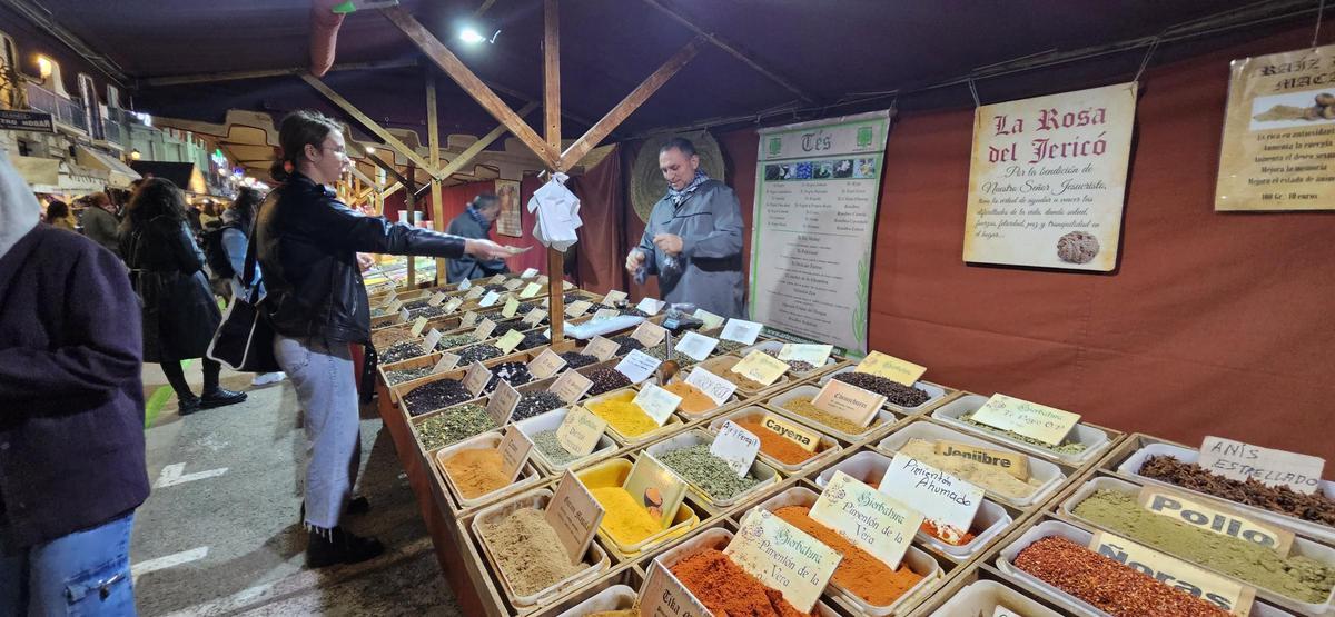 Russafa vibra con el Mercado Tradicional de San Blas de la falla Clero Russafa vibra con el Mercado Tradicional de San Blas de la falla Clero