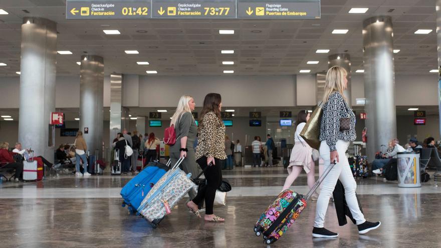 Los aeropuertos canarios cierran el mejor enero de su historia con más de 4,2 millones de pasajeros y más de 37.300 operaciones