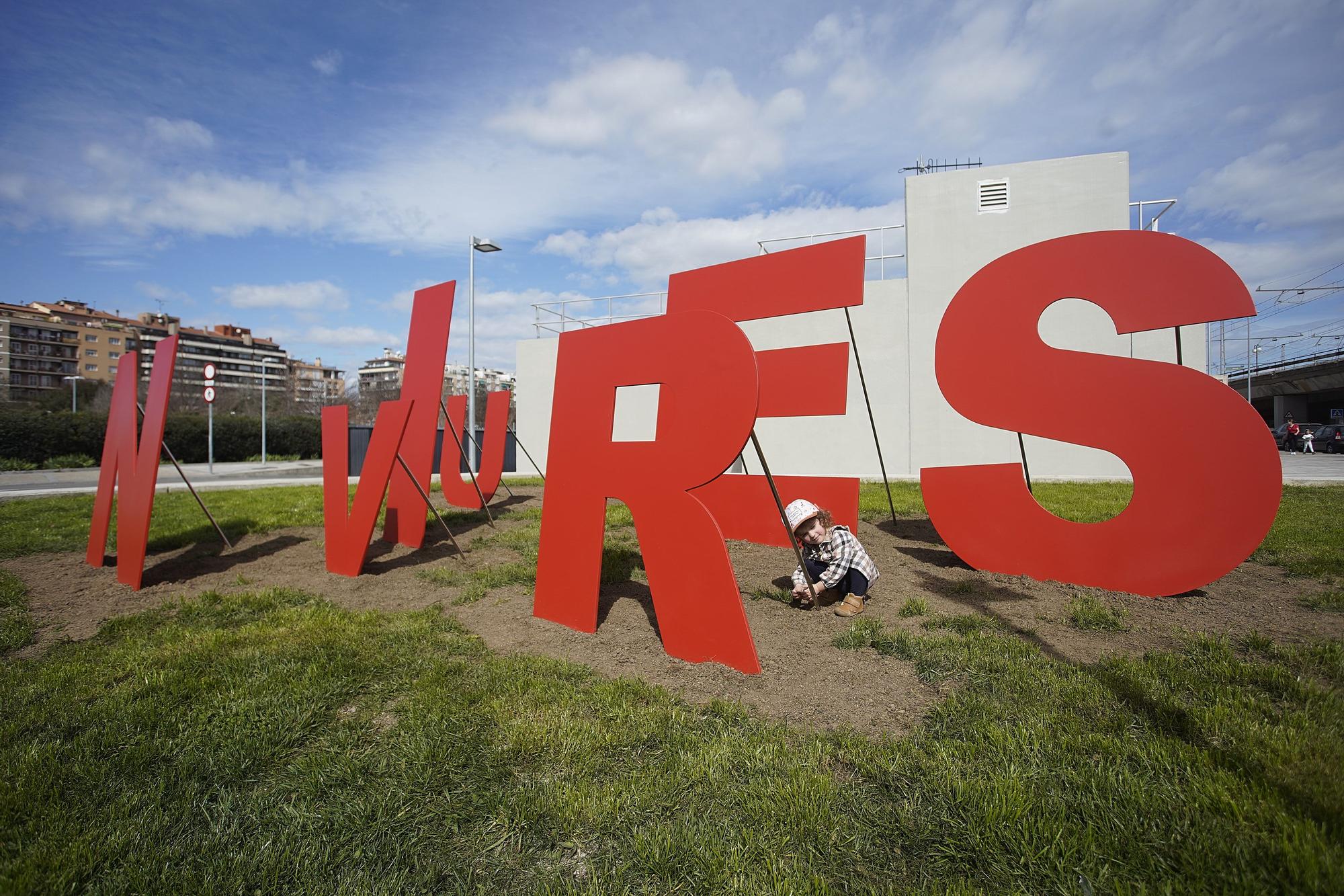 Inauguració de l'escultura "Univers" de Francesc Torres Monsó al parc Central