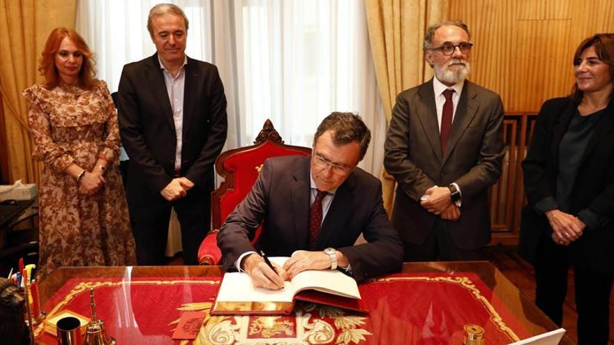 Azcón recibe al alcalde de Murcia