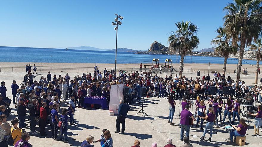 Águilas celebra con música y literatura el Día de la Mujer