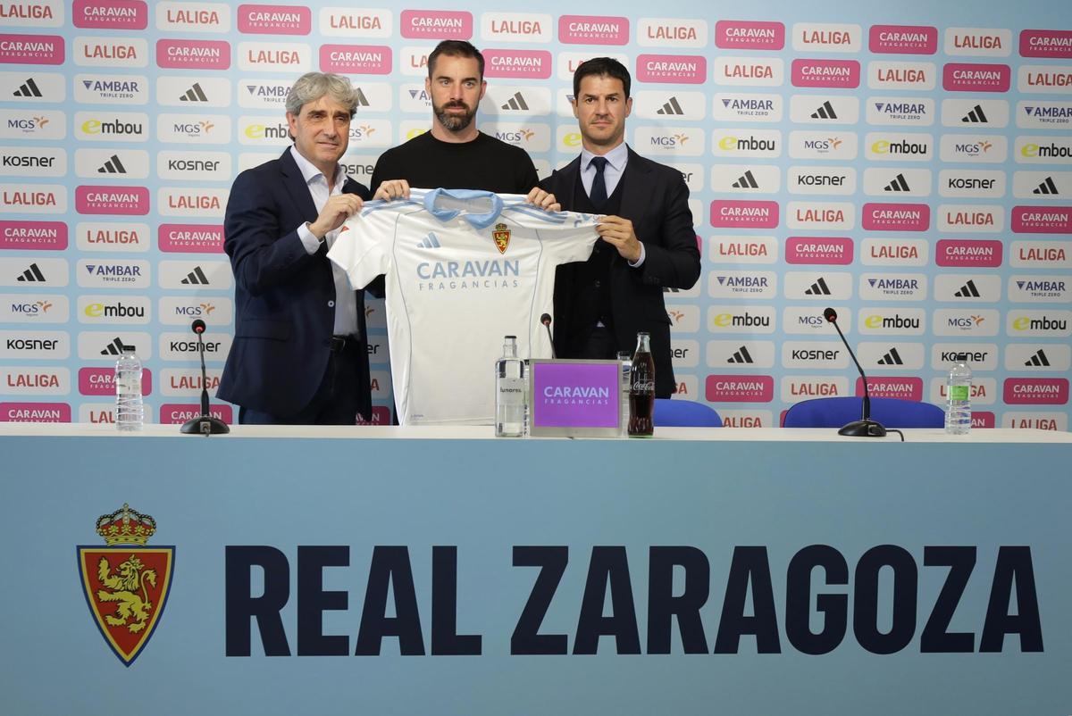 Indias, Sellés y López, en el acto de presentación oficial del técnico.