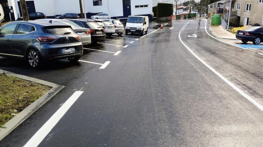 Oleiros urge un bombeo para dotar de saneamiento al puerto de Lorbé