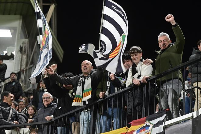 Galería | Búscate en el ambientazo del Castellón-Racing