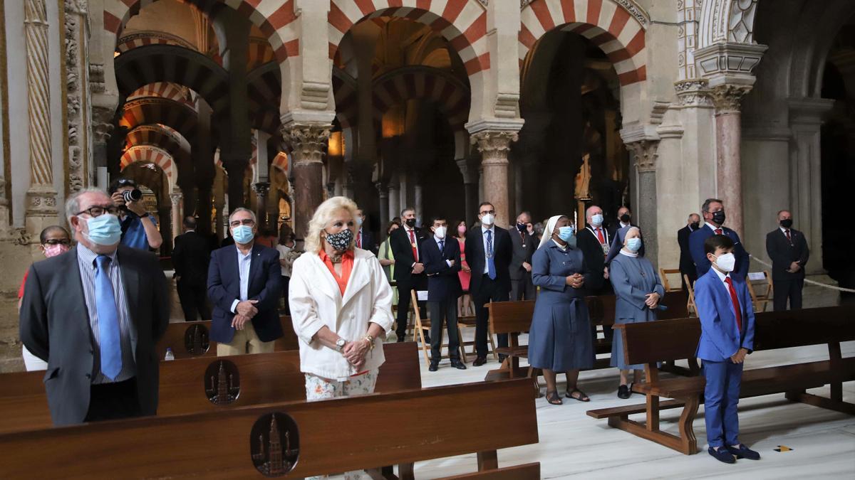 El Patio de los Naranjos acoge la procesión del Corpus Christi