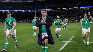 Los jugadores de Irlanda de rugby tras caer ante Inglaterra en Twickenham