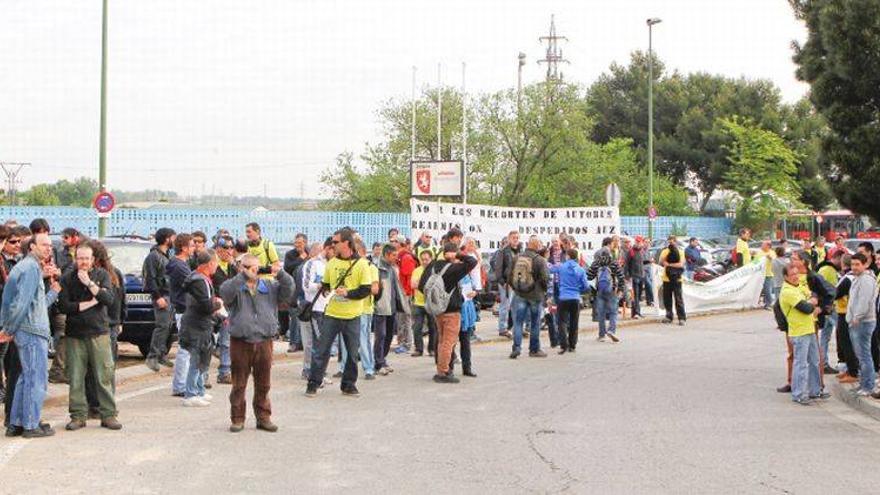 Seguimiento masivo en la huelga de los parques y los paros del autobús