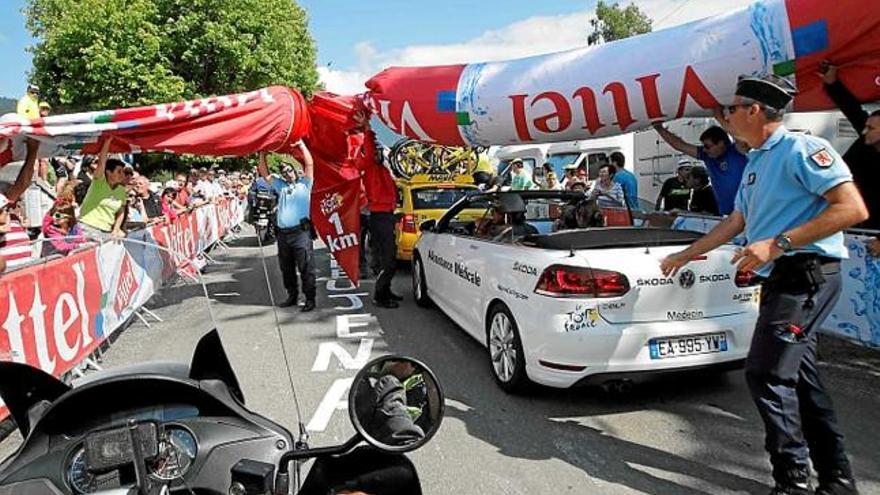 L&#039;arc de l&#039;últim quilòmetre va caure quan hi passaven els favorits