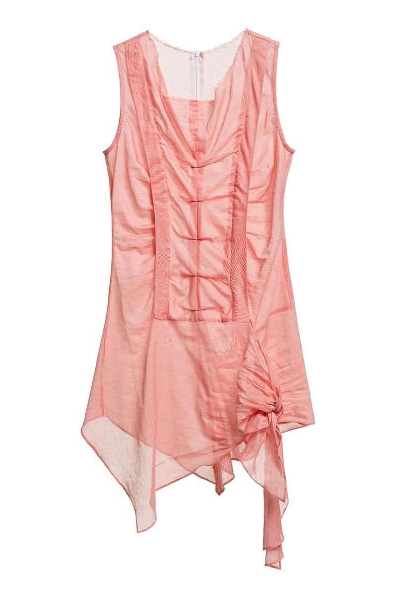 Prendas con nudo para triunfar en primavera: vestido asimétrico