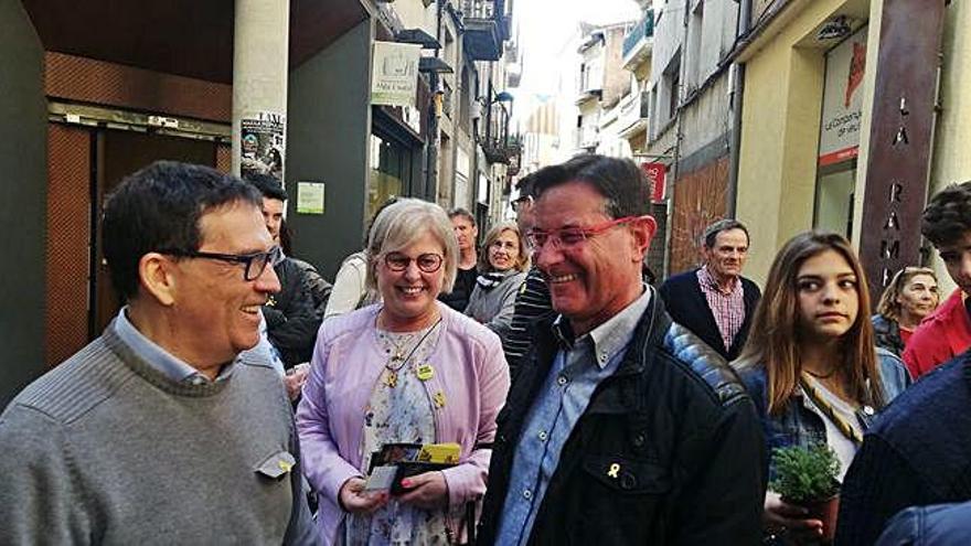 El candidat de Junts per Catalunya al Congrés per Girona va visitar el mercat colomenc.