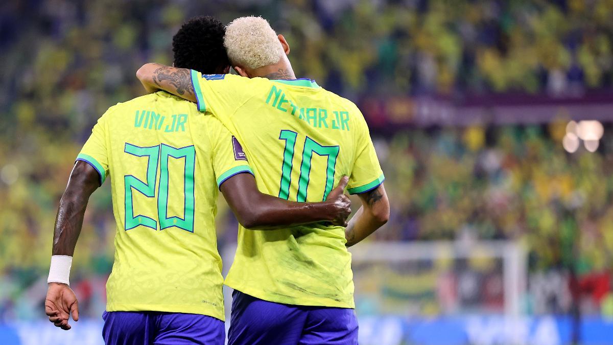 Vini y Neymar con Brasil