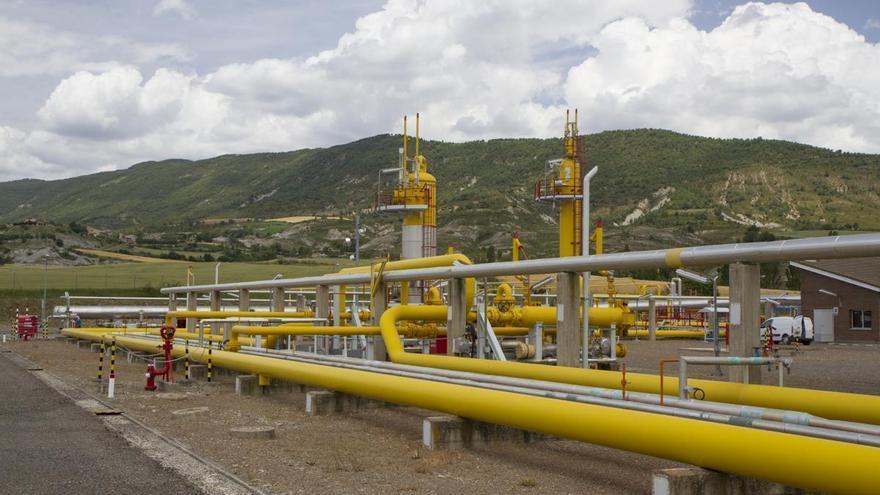 España logra por primera vez llenar por completo sus almacenes de gas