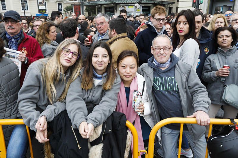 Búscate en la mascletà del 2 de marzo