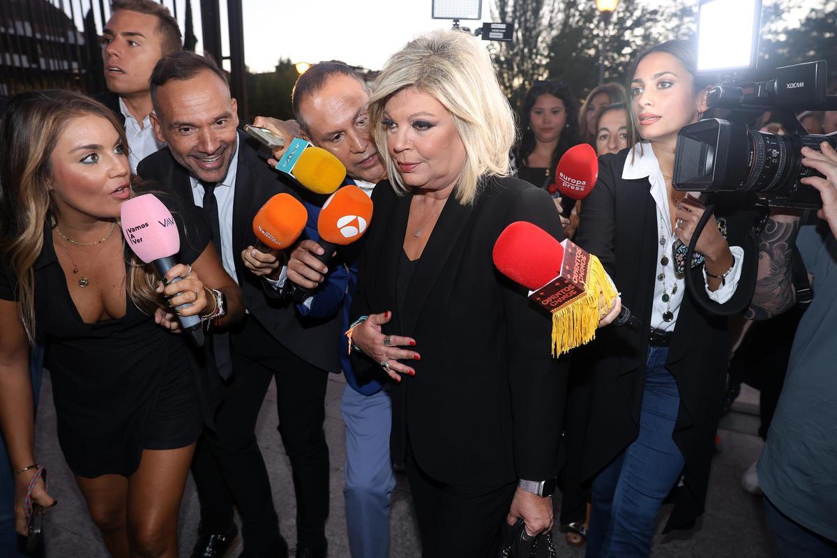 Terelu Campos a su llegada a la Parroquia de Santa María de Caná. Terelu Campos a su llegada a la Parroquia de Santa María de Caná.