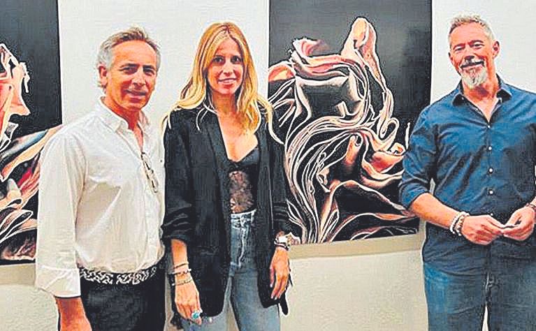 Toni Iglesias, Cuchi Mulet y el artista Juan Rodal.