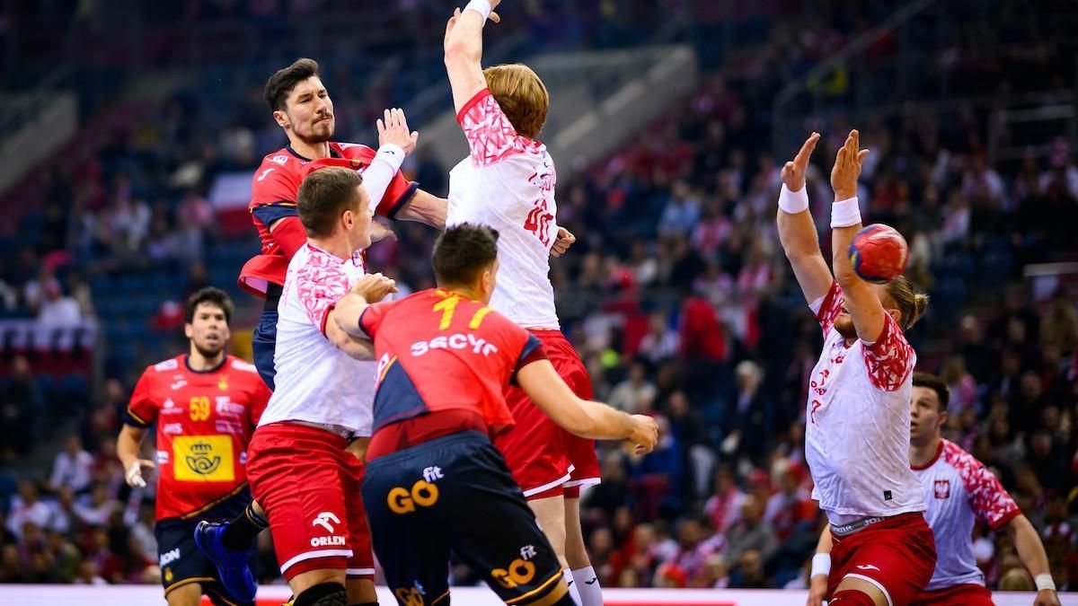 España continúa invicta en el torneo luego de superar a Polonia