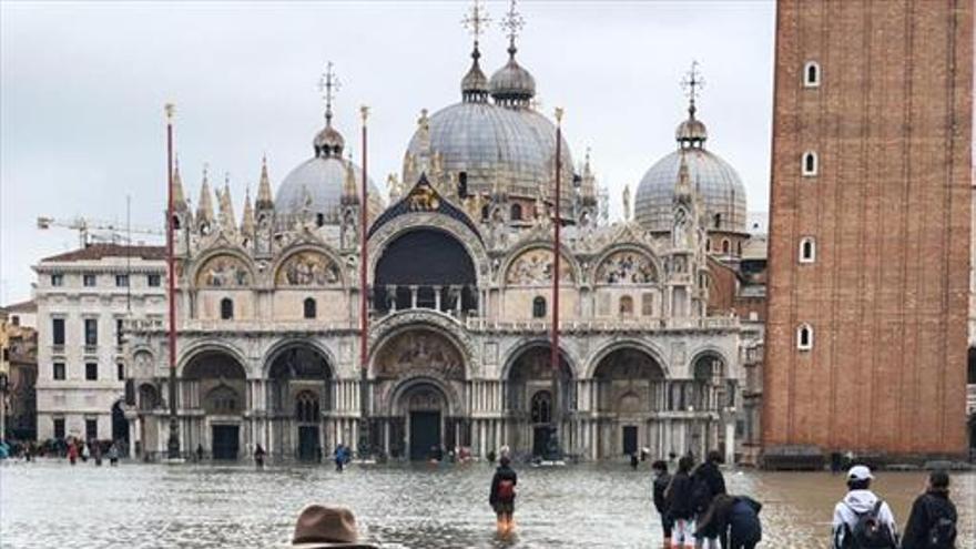 Una placentina en la Venecia inundada