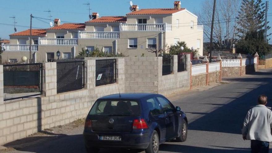 Un mes para derribar las casas ilegales junto al Millars en Vila-real