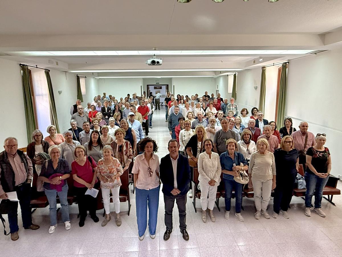 Un momento de la reunión de los mayores de Mallorca que viajarán a Ibiza.