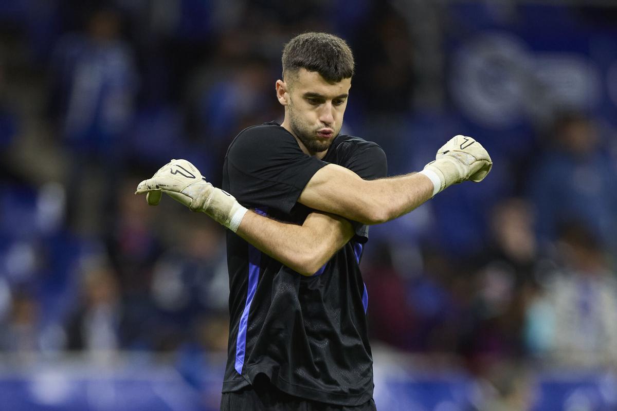 Joan Garcia, portero del Barça, regresa este sábado a Cornellà.