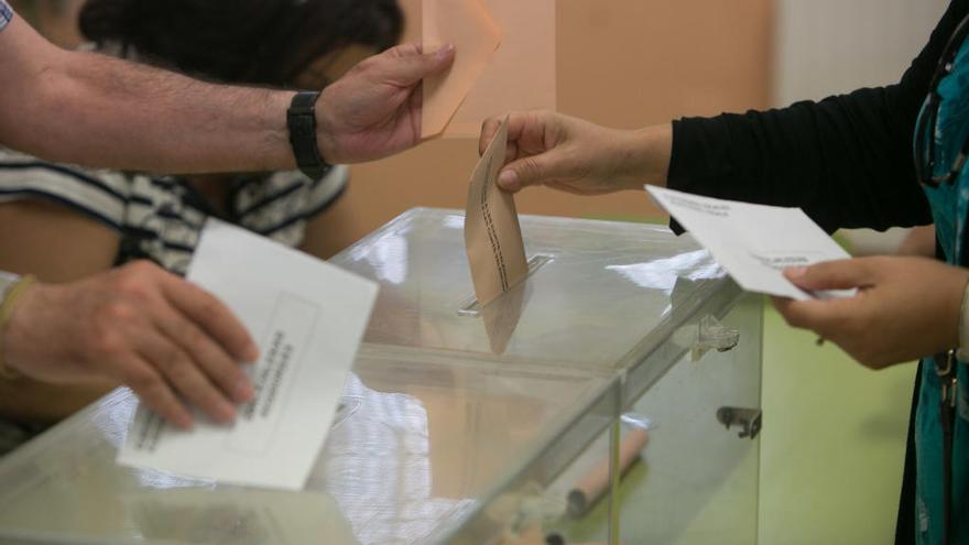 Las elecciones generales podrían celebrarse en abril.