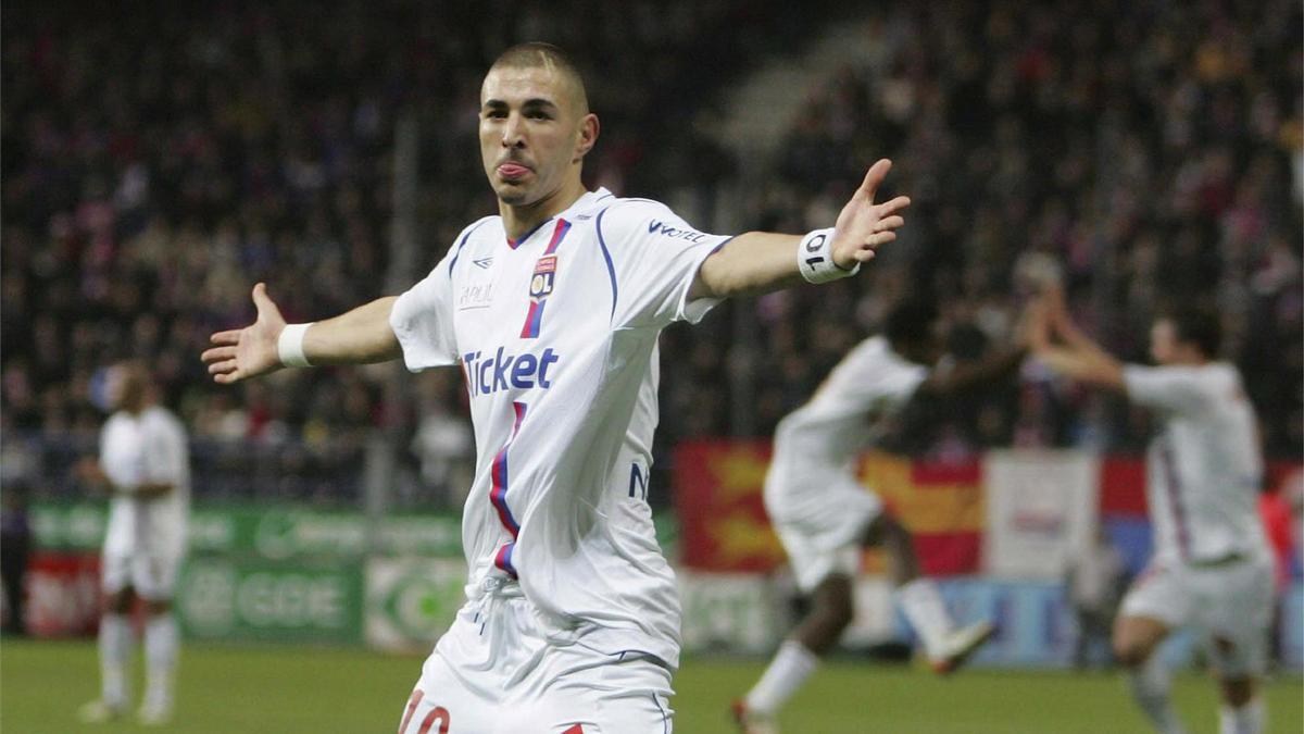 Benzema quiere volver a lucir la camiseta del Olympique de Lyon antes de retirarse