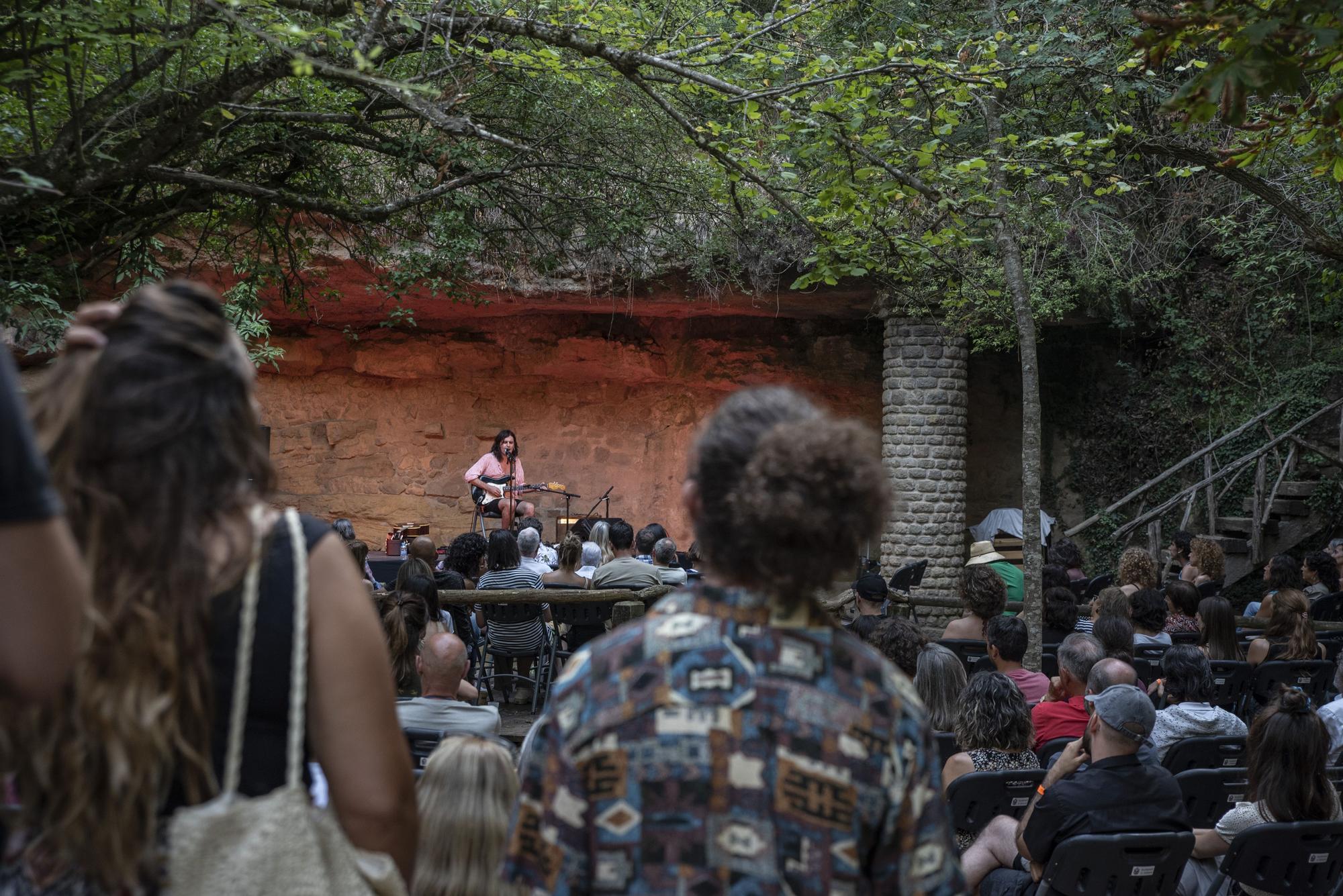 El festival multidisciplinari La Mare es consolida i omple els seus dos espais