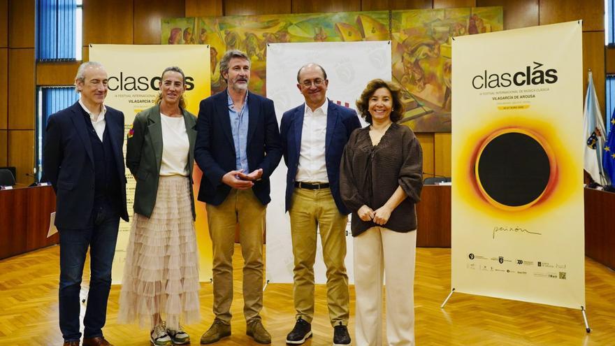 El Clasclás se anticipa al eclipse solar con un concierto en penumbra