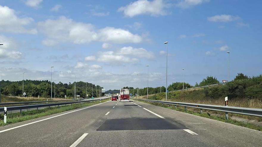Aplauso generalizado para el arreglo anunciado del tramo de la Autovía del Cantábrico entre Tapia y Barres: "Bienvenido sea, pero hace falta más"
