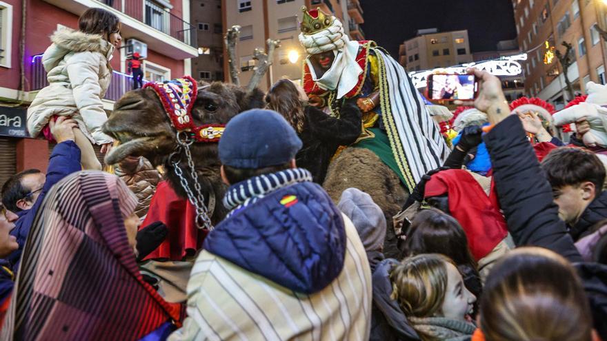 La magia vuelve a Alcoy con la cabalgata de los Reyes Magos