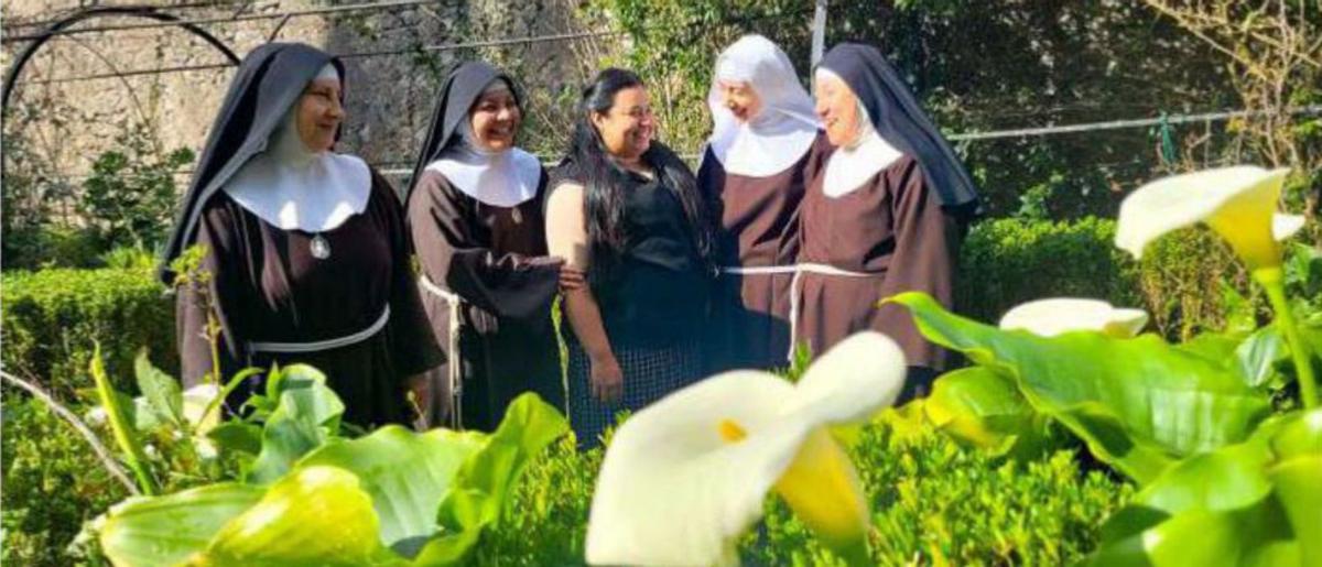 La revista de la Semana Santa de Candás desvela la Pasión en cinco monasterios de clausura